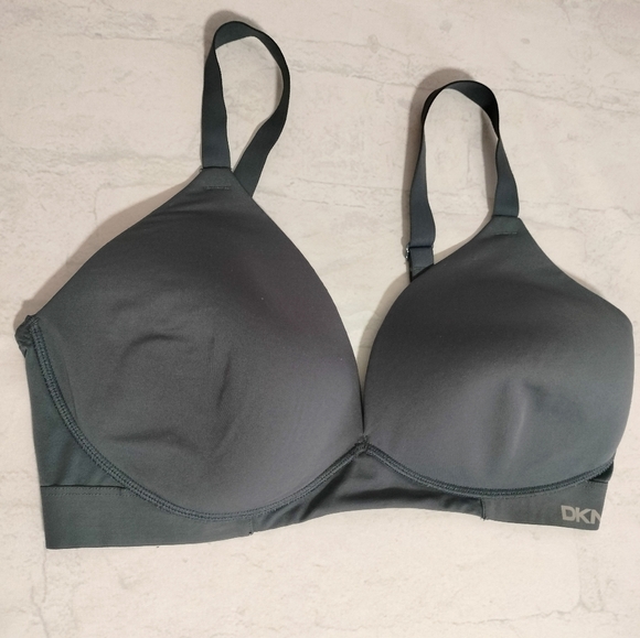 DKNY Women's Gray Bra Wireless Sz Large Comfort - Picture 1 of 7